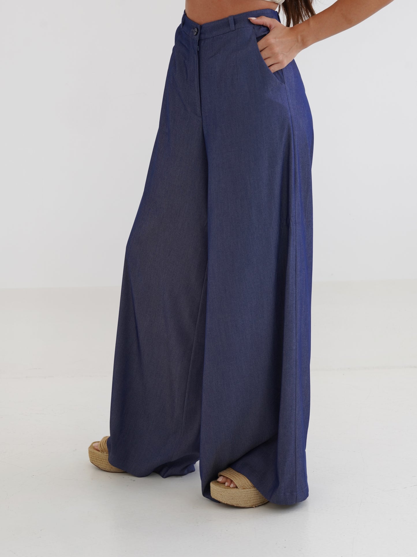 Drae Trousers